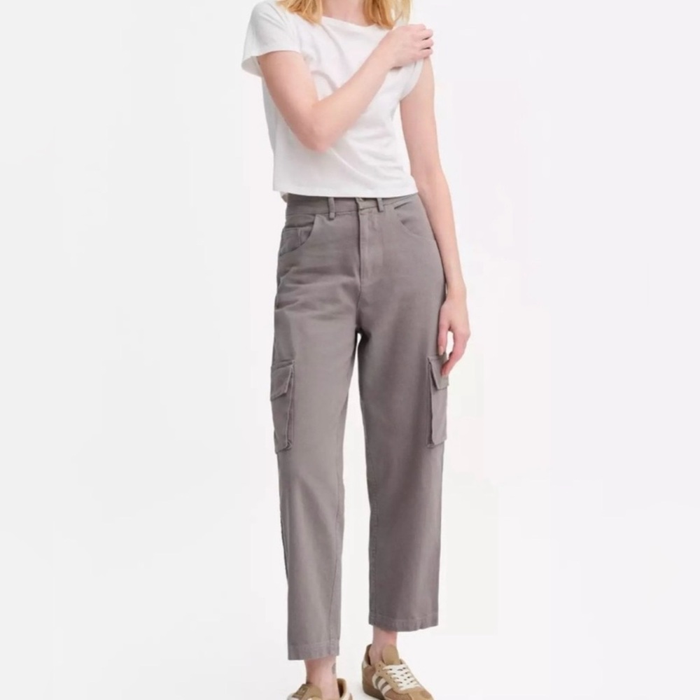 Mate the label pants